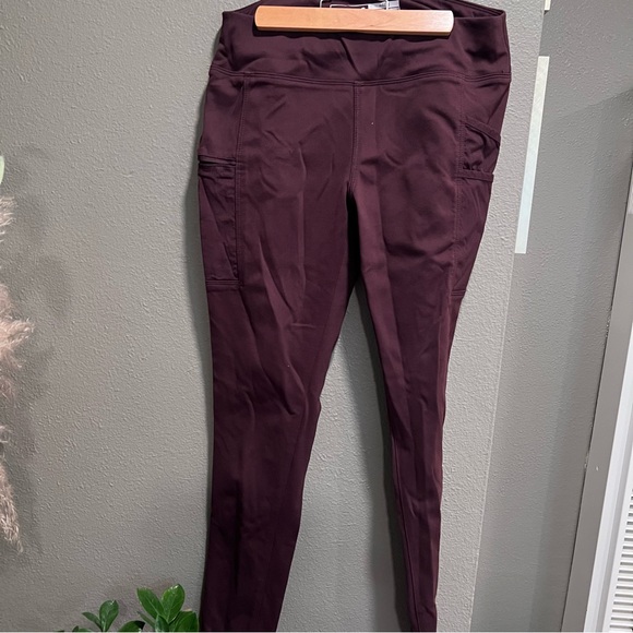 Carhartt Deep Burgundy Pants - Picture 7 of 10